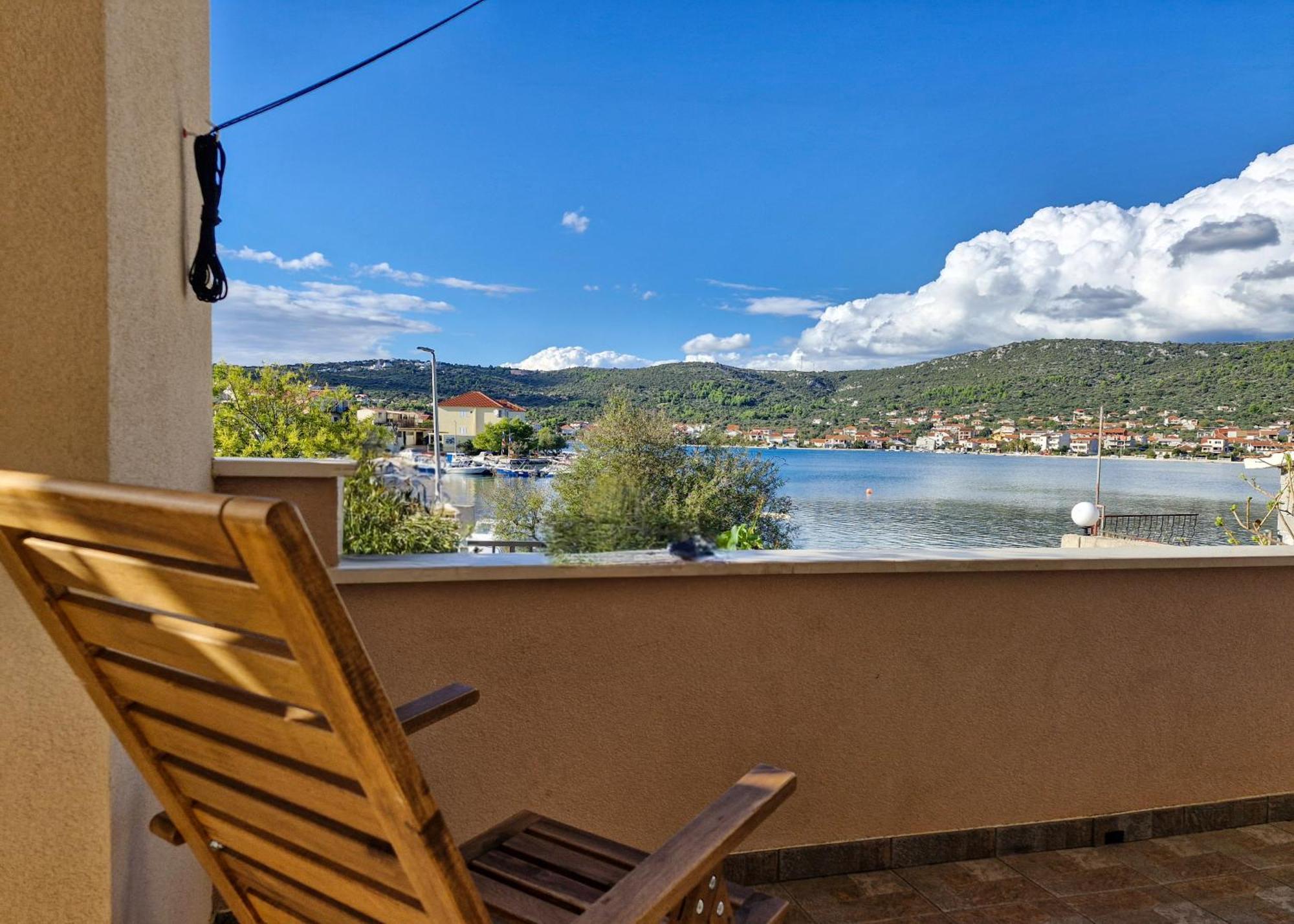 Apartments Majic Винишче Экстерьер фото
